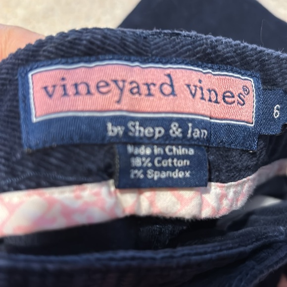 Vineyard Vines corduroy bundle size 6 - Picture 9 of 16